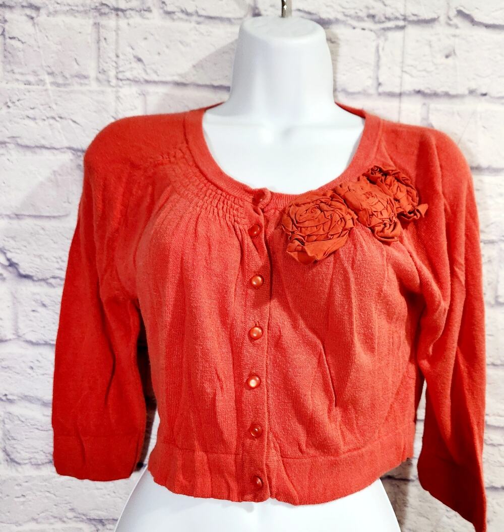Kensie Orange 3D Rosettes Cropped Button Up Cardigan Sweater Medium Lightweight